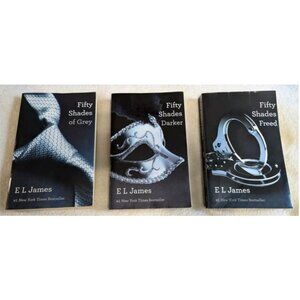 Fifty Shades Grey, Darker, Freed 3 Novals E L James Trilogy Paperback I, II, III